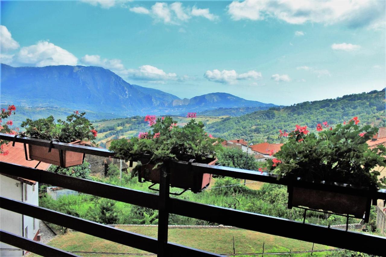 Mansarda Fiorita Bed & Breakfast Abatemarco Luaran gambar